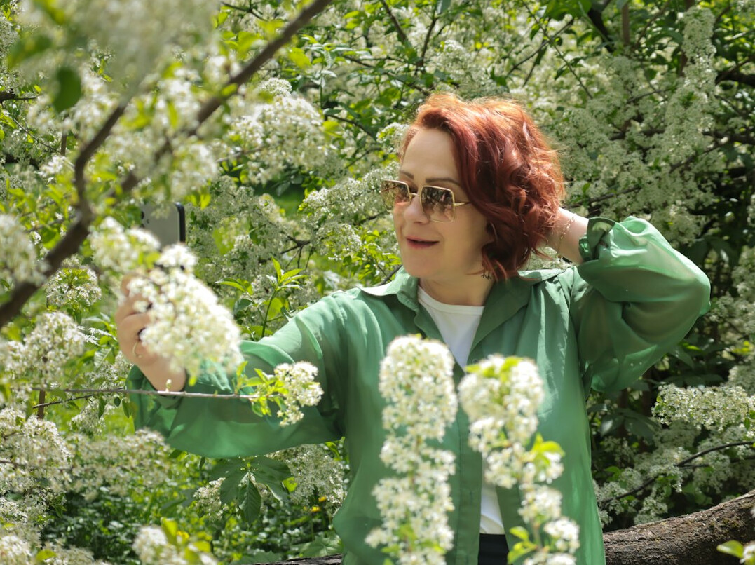 Portrait of a Polish female community researcher